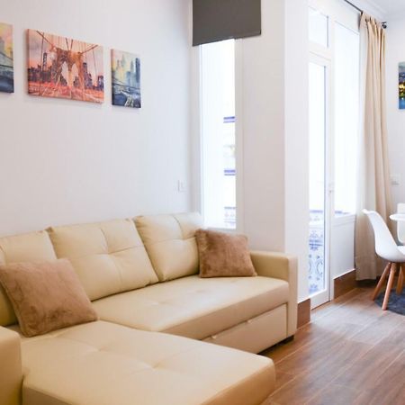 Apartamento San Jacinto III 塞维利亚 外观 照片