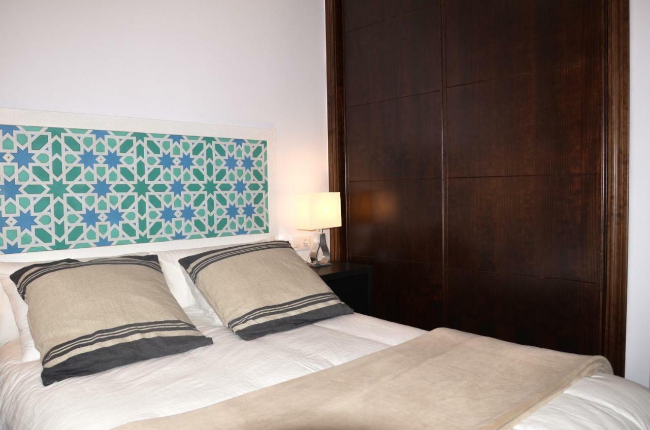 Apartamento San Jacinto III 塞维利亚 外观 照片